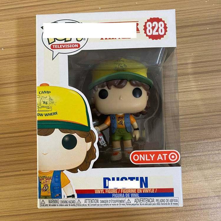 Stranger Things Vinyl Figure Keychain - CasaMontevia