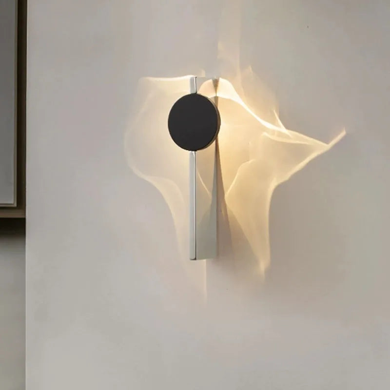 Modern Rotatable LED Wall Sconce – Stainless Steel Corrugated Design